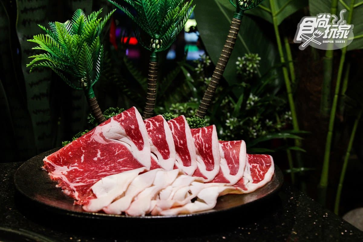 【新開店】泰拳蝦餅、煙花豆腐！ 泰式鍋物店主打「叢林風」