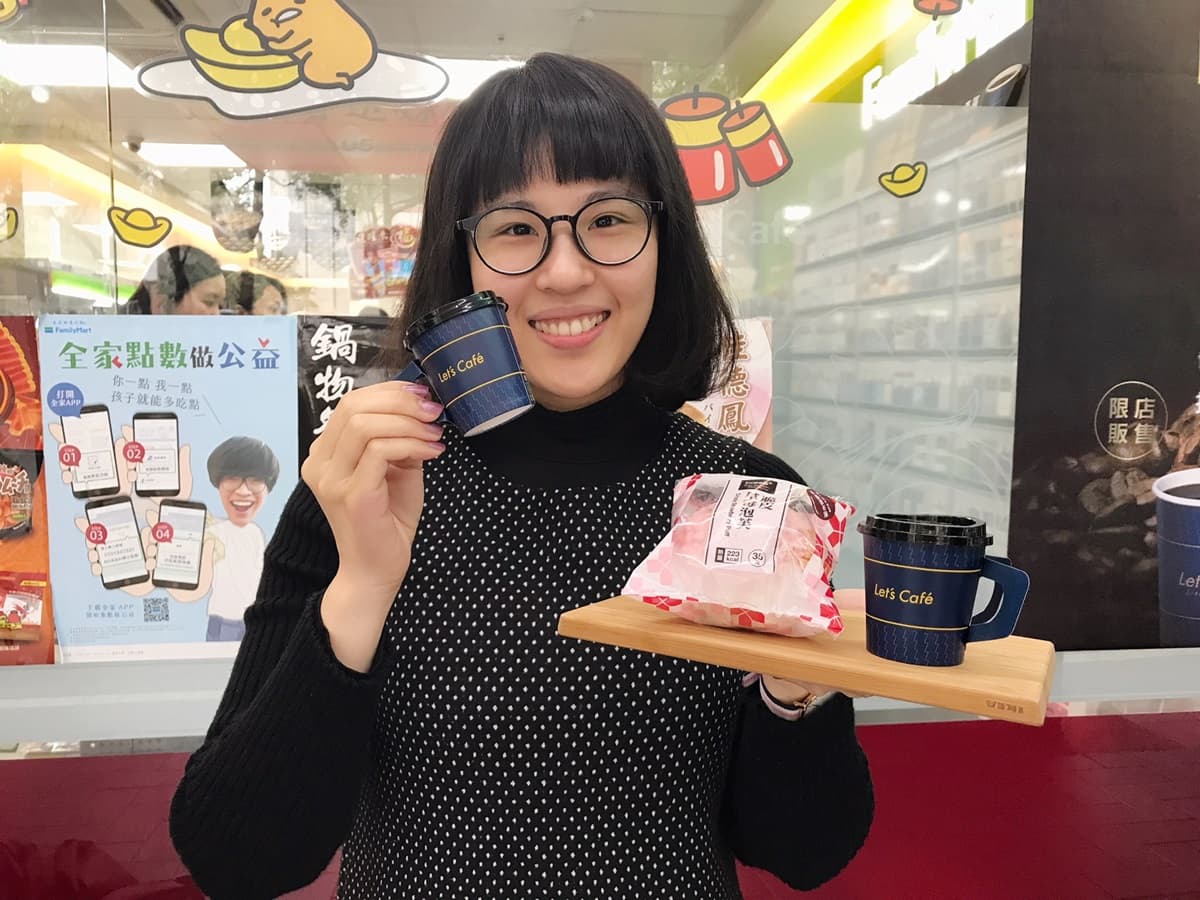 「24層可頌」大亨堡、「超濃」義式咖啡，超商美食大升級