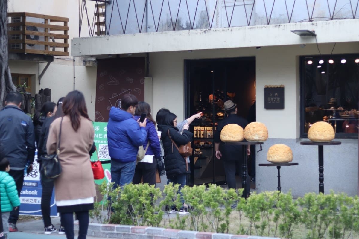 【新開店】交警葛格別抓我！泡芙店出這招太虐心