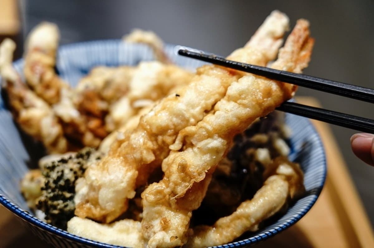 【新開店】迷你老屋丼飯店 可樂餅35元好佛心