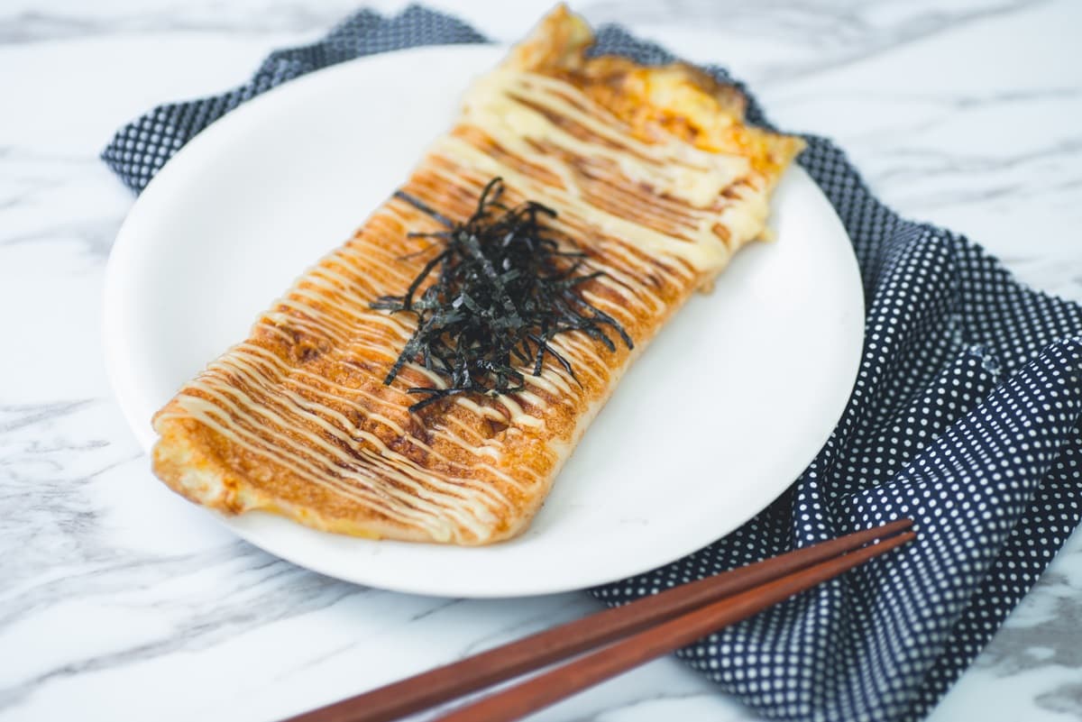 章魚燒+大阪燒的神奇合體!超扎實「花賊燒」只要50元 章魚燒+大阪燒的神奇合體!超扎實「花賊燒」只要50元