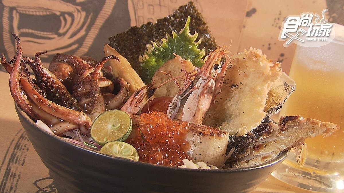 台北超霸氣丼飯！「黑豚戰斧丼」肋排比臉大，「雙拼特盛丼」肉多到滿出來
