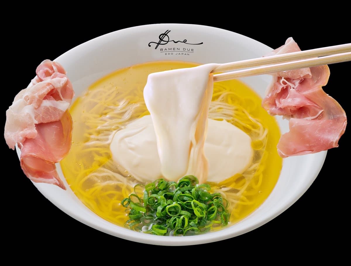 【新開店】米其林最狂「日義混血拉麵」來台！生火腿、番茄沙拉都下麵