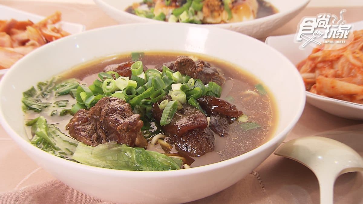 超狂!這牛肉麵牛肉厚度竟和牛排一樣 超狂!這牛肉麵牛肉厚度竟和牛排一樣