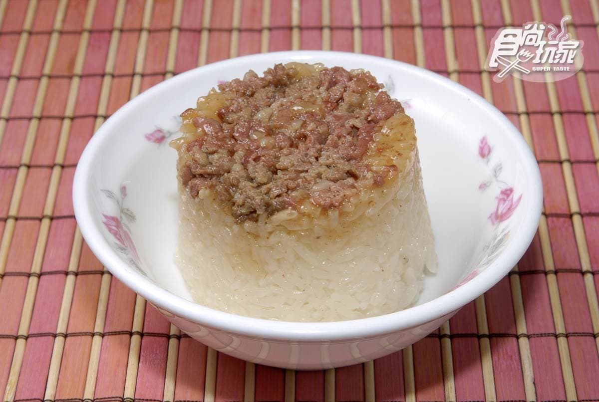 6個必吃古早味！斗六人吃了4、50年：檜木炊仔飯、羊肉末米糕、菜脯白碗粿