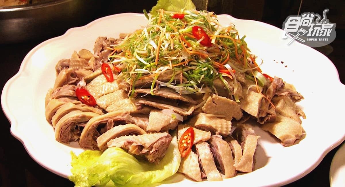 超高cp值火鍋店359元吃一百多道菜！饕客必搶「滷豬腳」