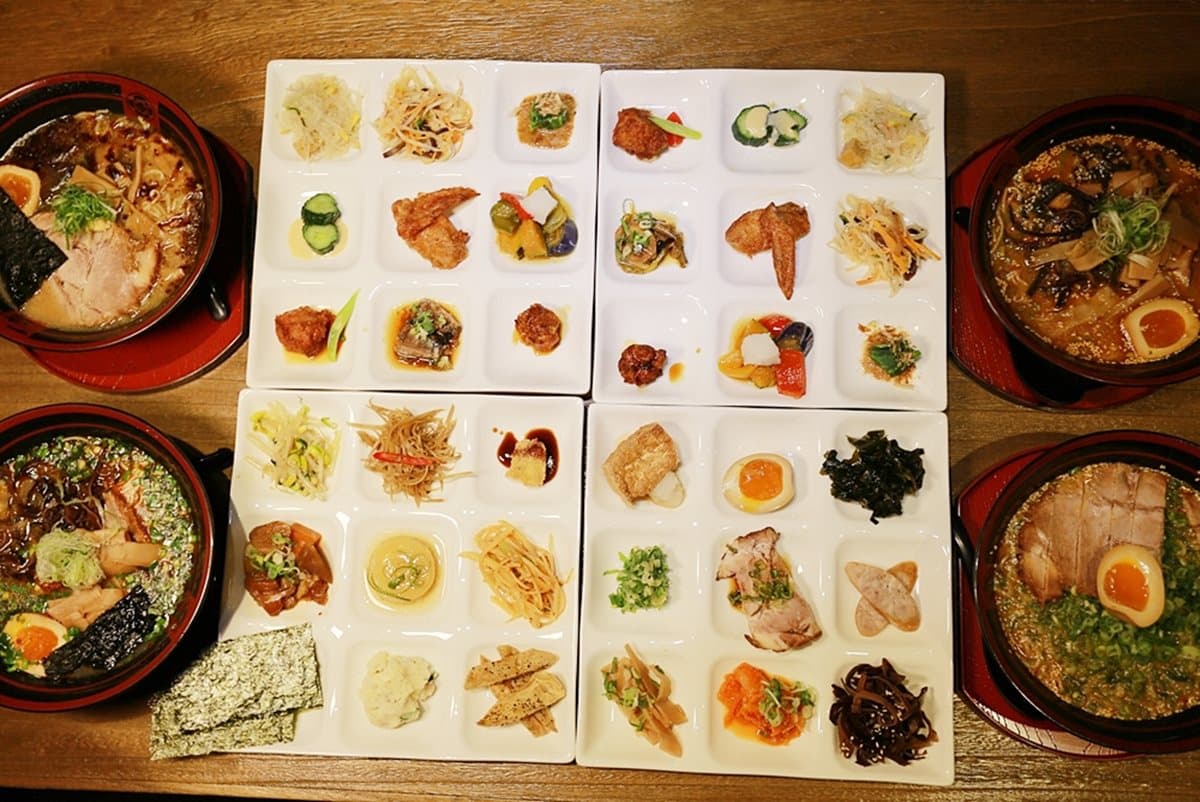 一蘭拉麵也會怕！台中超狂拉麵店27種小菜吃到飽