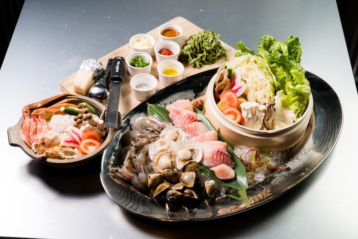 【新開店】這間「海鮮吧」太逼人！紐約正夯「海鮮炭烤＋酒吧風」直接搬到台灣