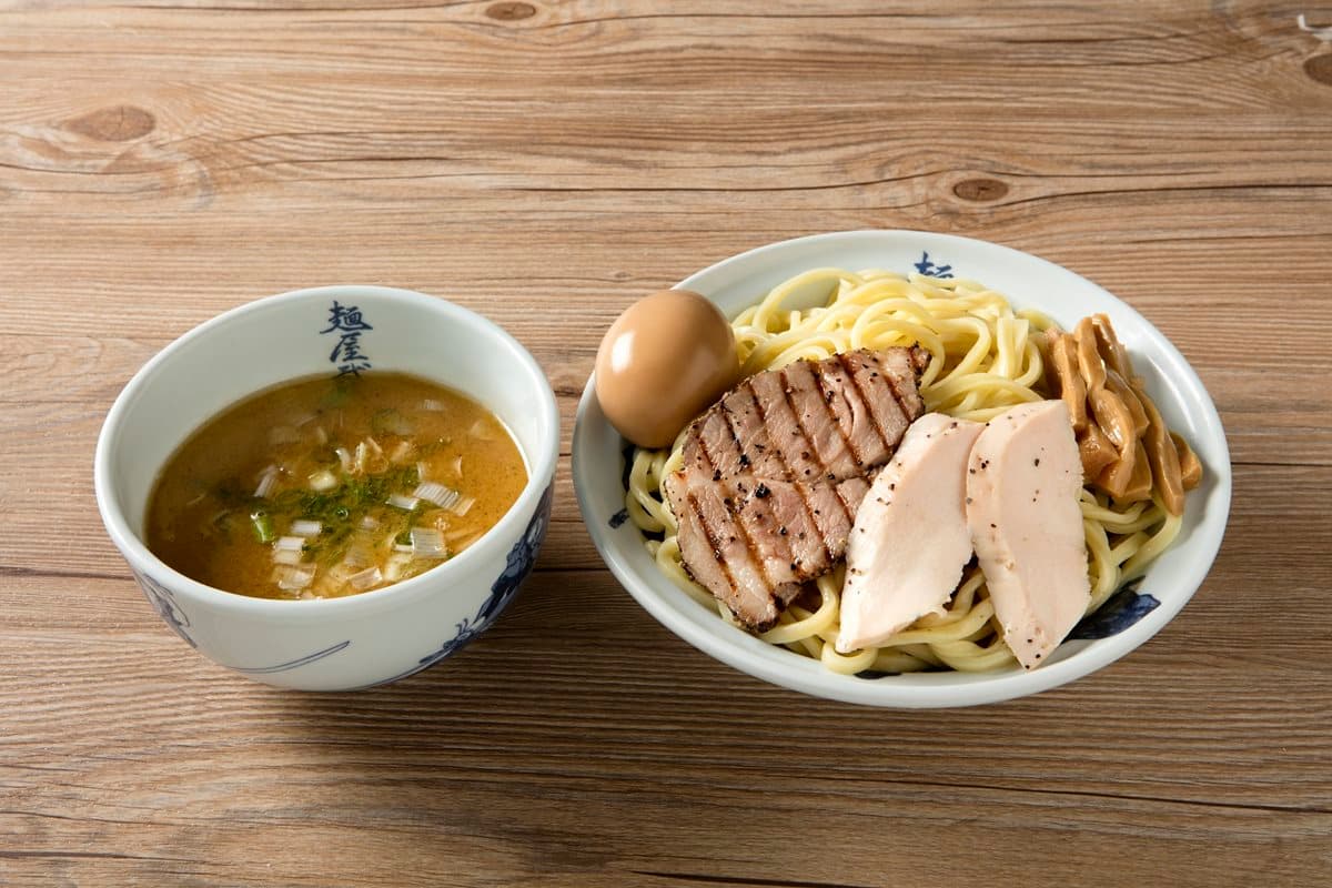 【新開店】日系「雙湯頭」拉麵名店空降一級戰區  「買一送一」搶人氣
