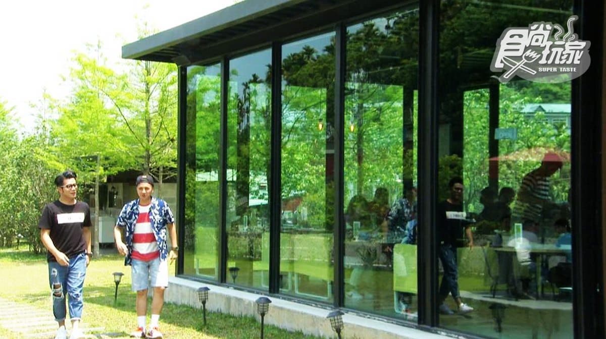 玻璃屋親子餐廳有沙坑 大推手工窯烤披薩