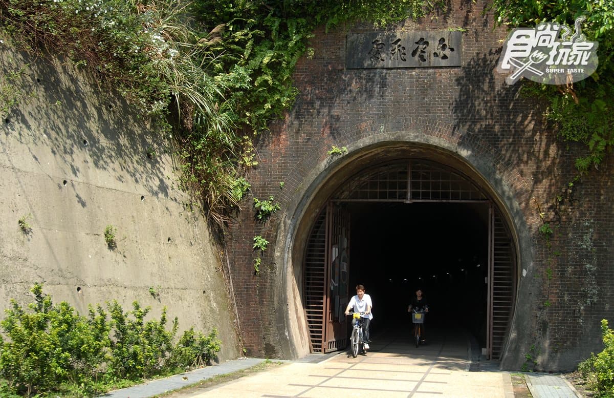 貢寮火車＋單車一日遊：浪漫雙心造景、「魔鬼洗衣板」海蝕地、「台灣的眼睛」燈塔