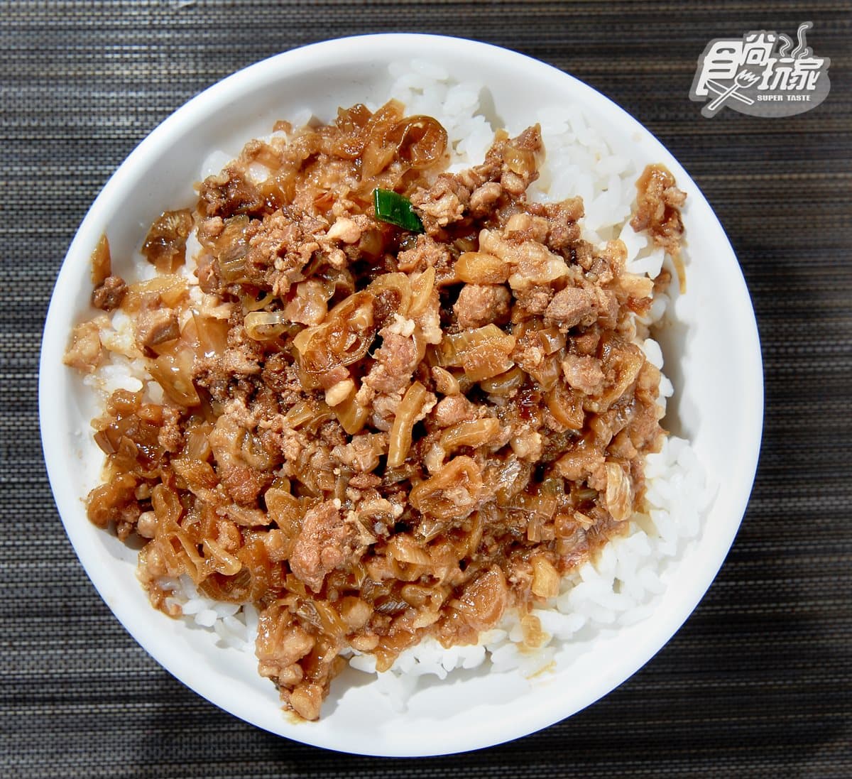 員林6家佛心價古早味：快失傳的芋蔥、噴汁凸皮麵、菱角形肉粽