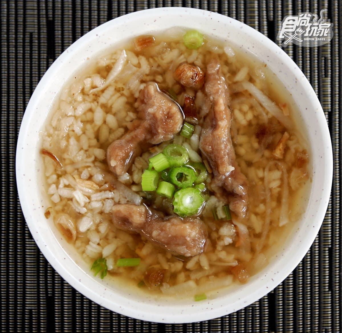 明早就衝去吃！北中南10間超夯台味早餐：煎粿配雙腸、燒餅夾黑輪、大麵羹