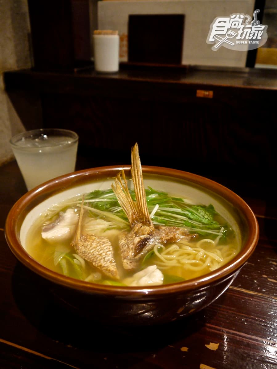 愈夜愈美麗！京都5大花街先玩這條：嘗60秒炸黑毛和牛、喝「京的涼風」、外帶抹茶大福