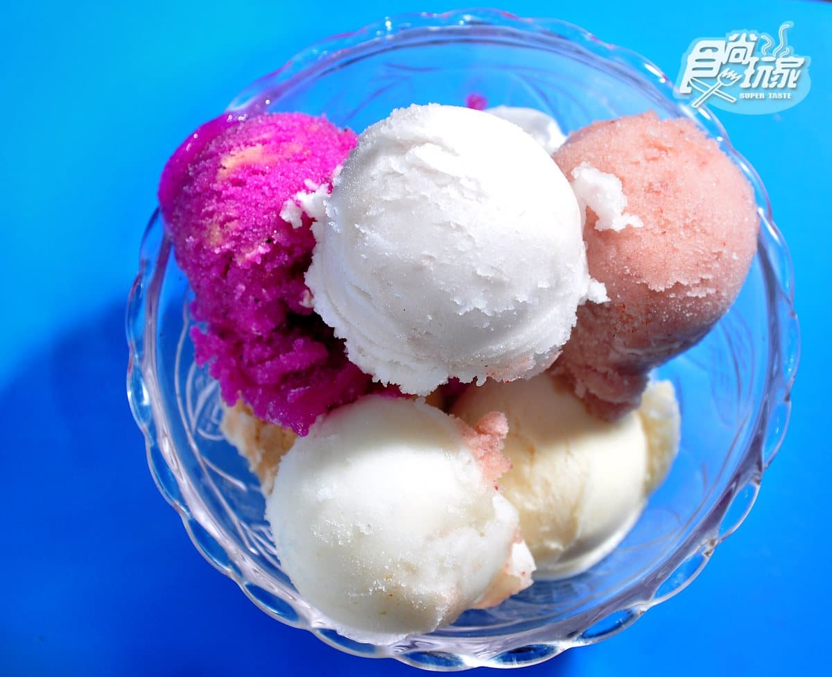 宜蘭頭城「完美順遊小吃」點名這7家:茶葉蛋搭八仙湯、三寶牛肉麵、豬油蛋蔥餅、蔬果叭哺冰 宜蘭頭城「完美順遊小吃」點名這7家:茶葉蛋搭八仙湯、三寶牛肉麵、豬油蛋蔥餅、蔬果叭哺冰