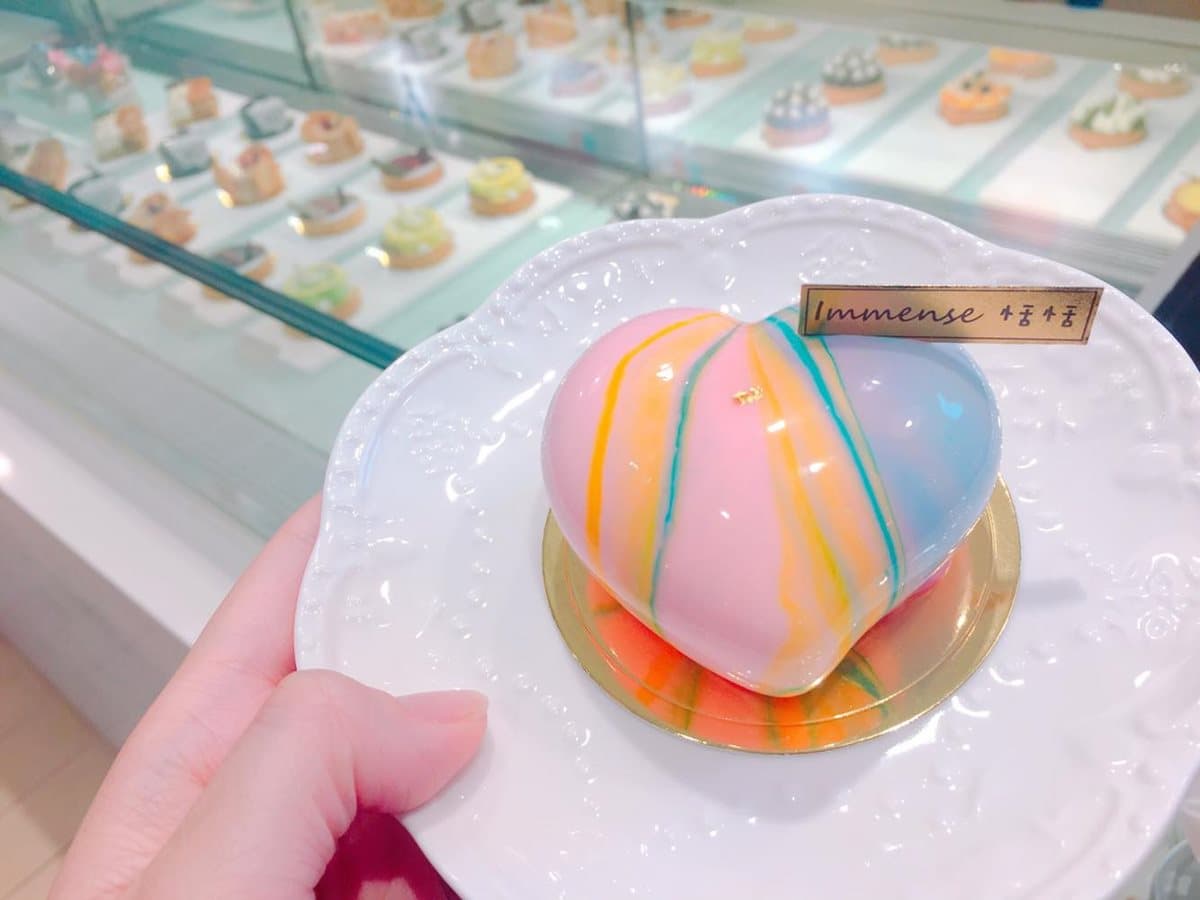 IG冰品又一款！「甘蔗彩虹冰沙」夢幻色彩超吸睛