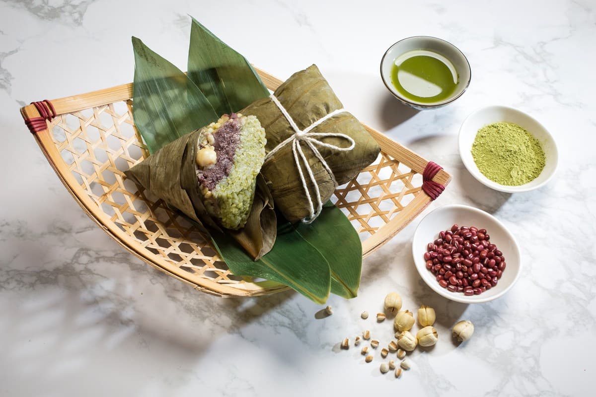 粽子中的「網美」來了!蝶豆花 薑黃 抹茶 鰻魚都在裡面 粽子中的「網美」來了!蝶豆花 薑黃 抹茶 鰻魚都在裡面