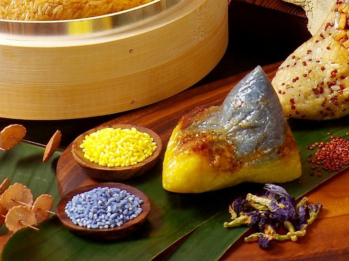 粽子中的「網美」來了!蝶豆花 薑黃 抹茶 鰻魚都在裡面 粽子中的「網美」來了!蝶豆花 薑黃 抹茶 鰻魚都在裡面