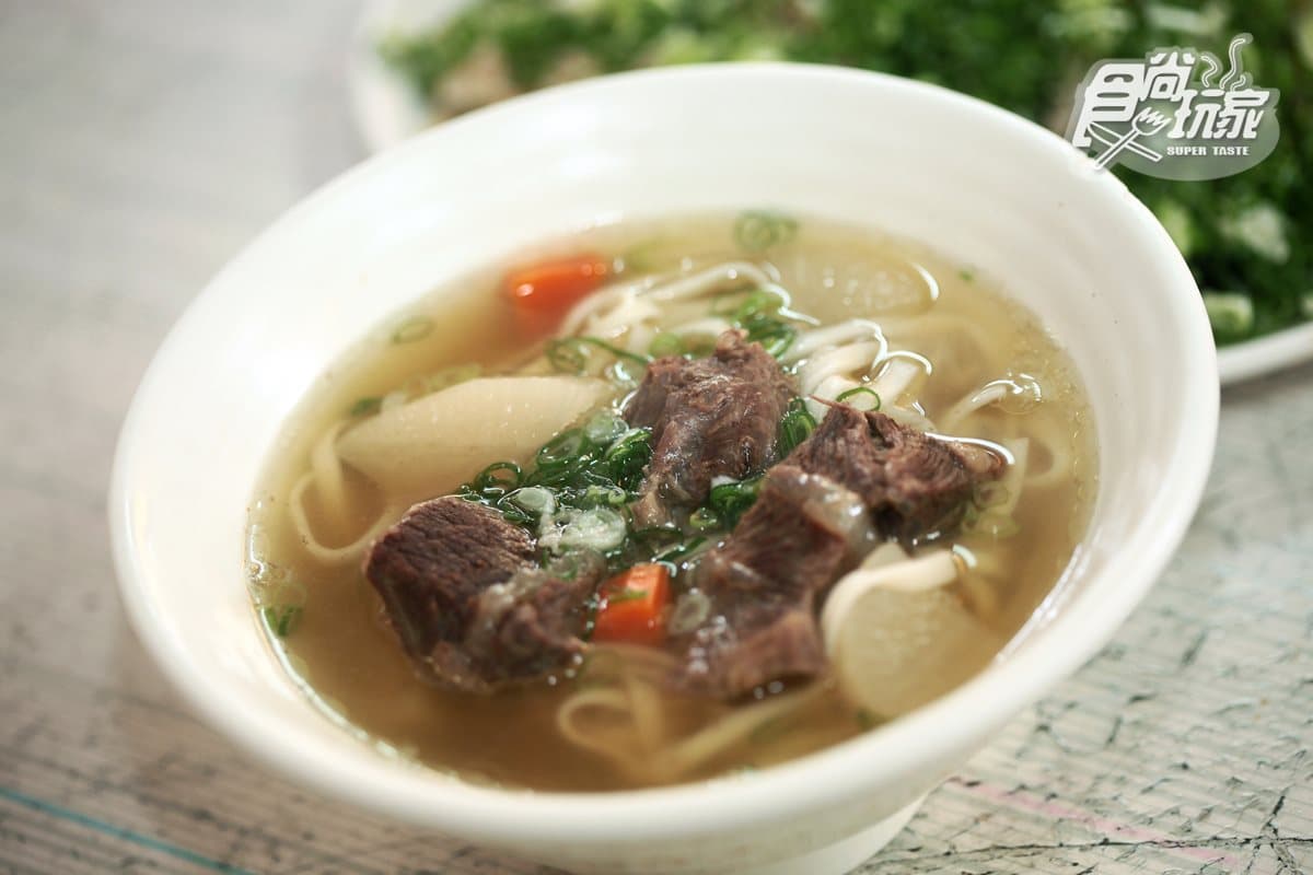 幫你找到了!台南7家隱藏版小吃:豆腐皮捲臭豆腐、乾煎肉圓、祖傳祕方當歸鴨 幫你找到了!台南7家隱藏版小吃:豆腐皮捲臭豆腐、乾煎肉圓、祖傳祕方當歸鴨