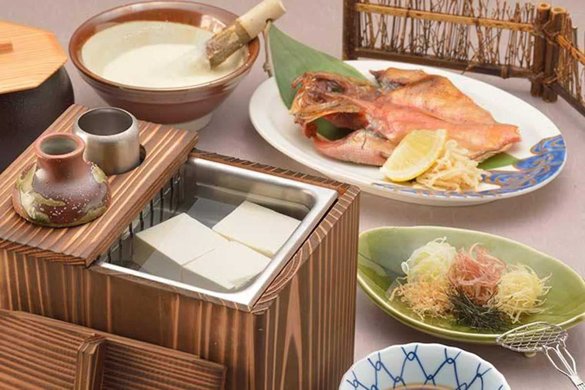 日本旅遊網站精選5大「美肌之湯」 第5家有8種不同浴池可泡