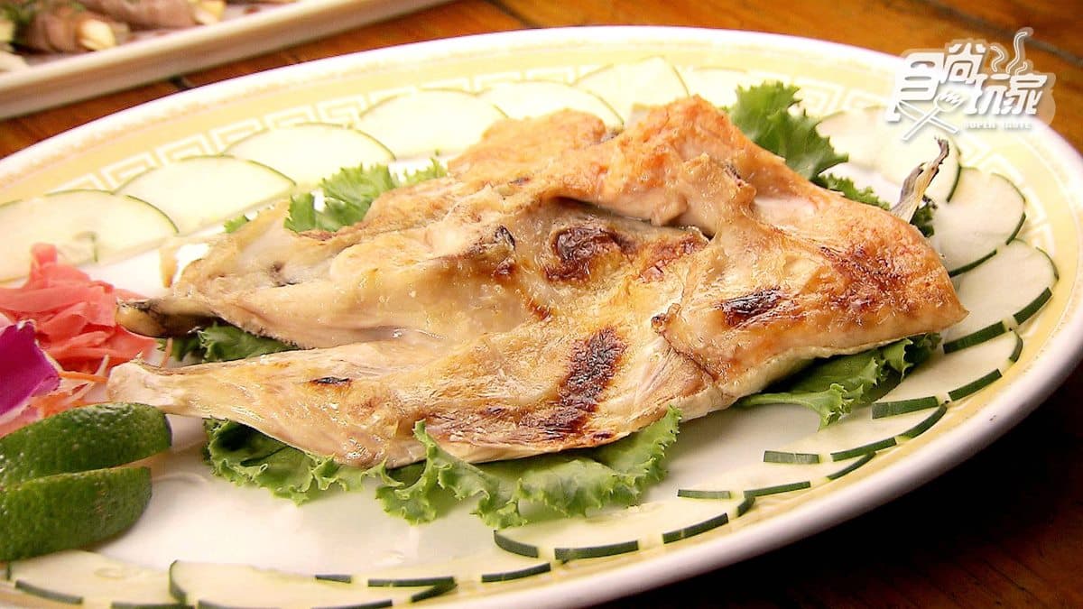 台南人聚餐就愛這家新鮮澎湃的海鮮炭烤 必點超大土魠魚粥 台南人聚餐就愛這家新鮮澎湃的海鮮炭烤 必點超大土魠魚粥