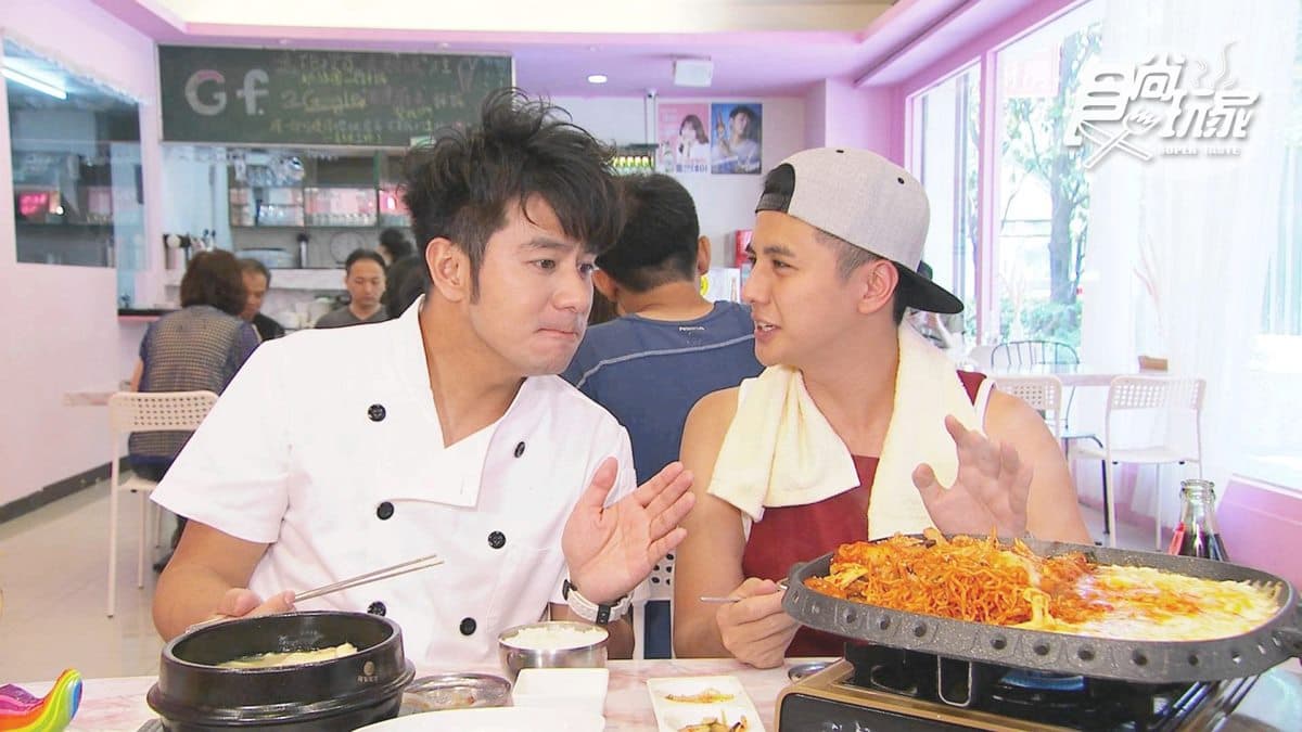 這間店「粉」韓式！吃個春川辣炒雞也要這麼浪漫！？