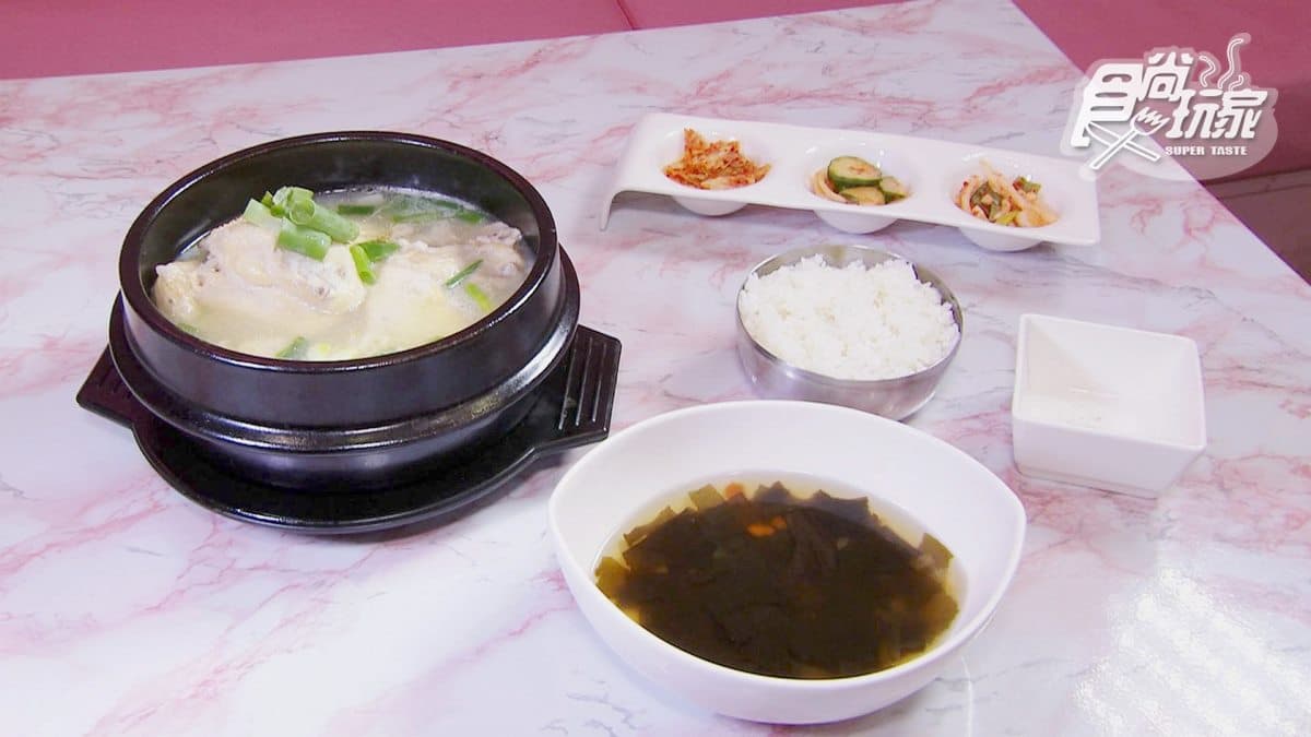 這間店「粉」韓式！吃個春川辣炒雞也要這麼浪漫！？