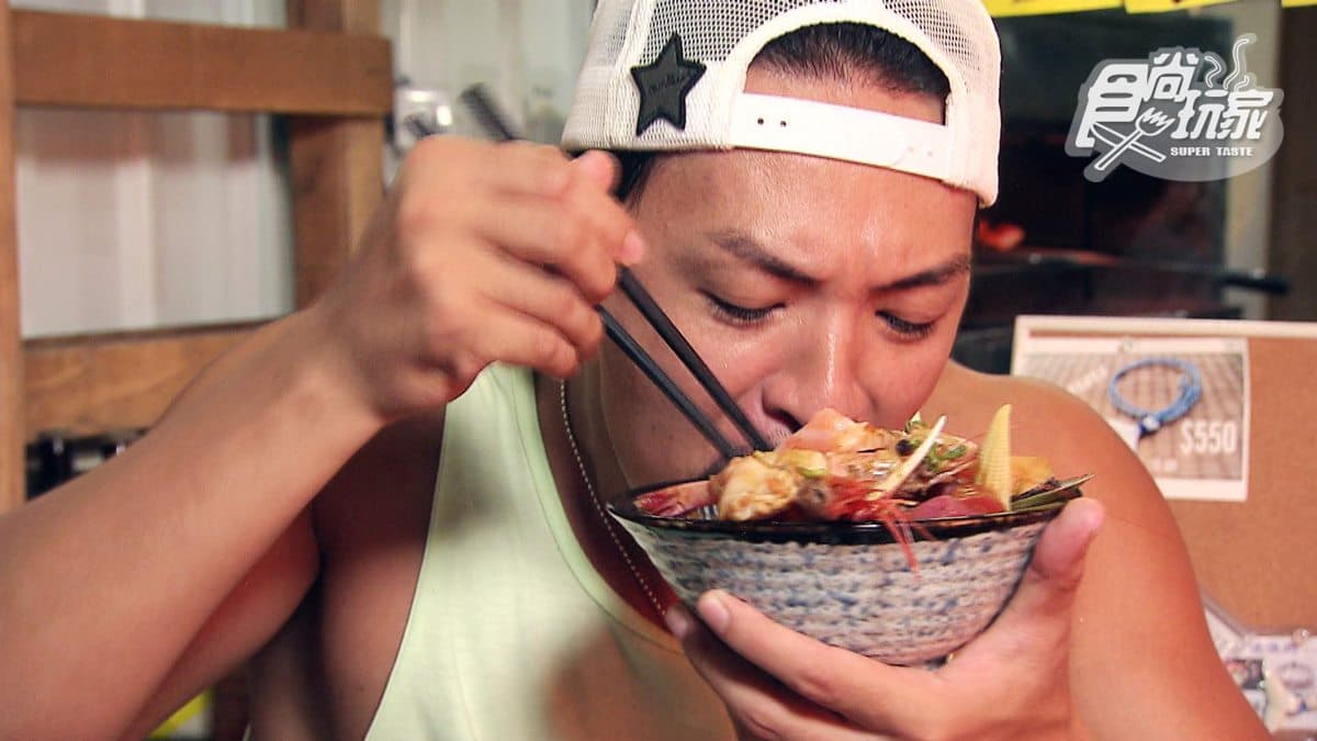料比飯多的浮誇豪華海鮮丼！15種海鮮好吃到懷疑人生