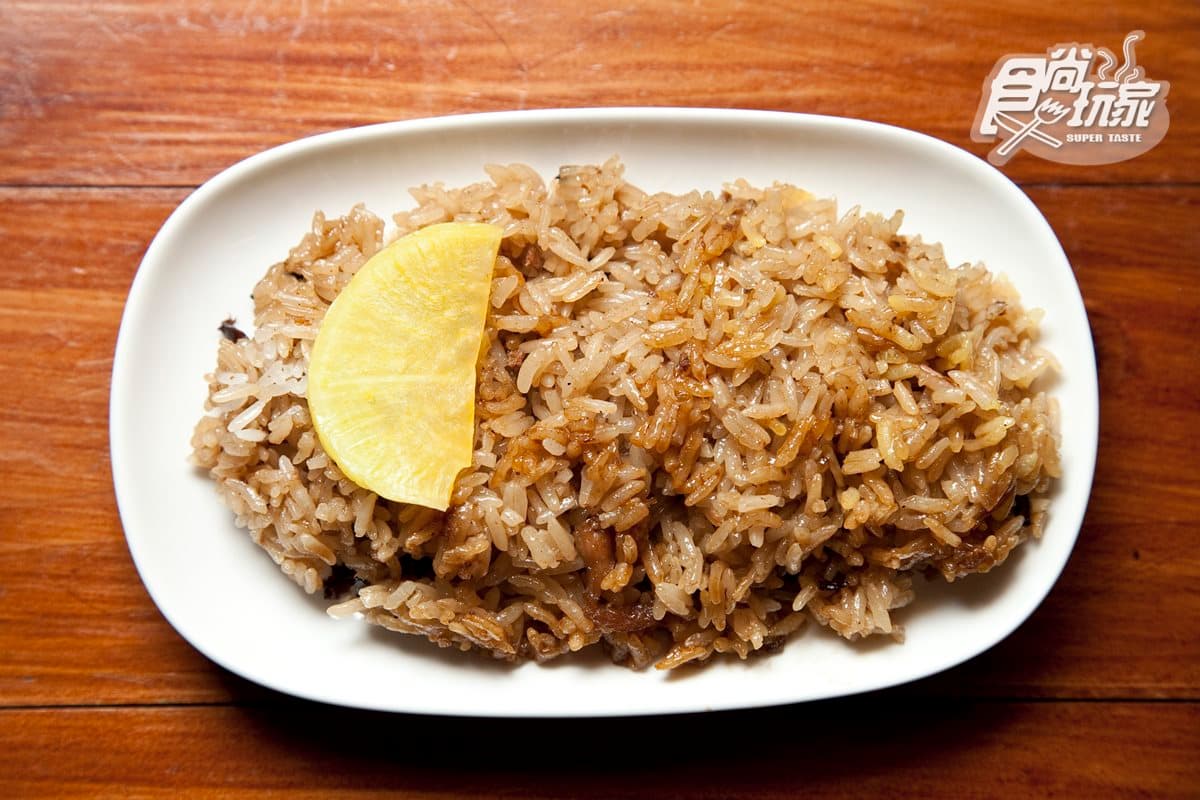 新店人最愛老字號小吃這7家：清蒸肉圓搭辣蘿蔔乾、快炒再勾芡鴨肉羹、獨特醬料涼麵