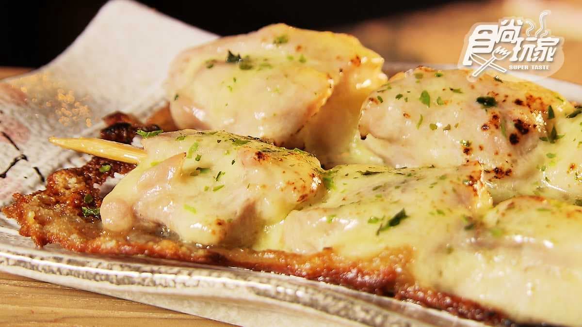 用鐵板「煎」的串燒新奇又好吃 還有整面啤酒牆任你挑！