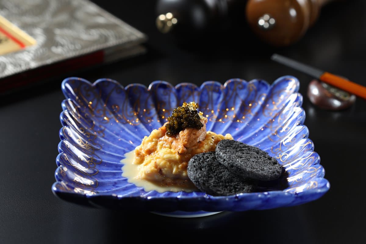 【新開店】只有10個座位！東京米其林「鐵板燒」登台3必吃→全球最貴龍蝦、日本紫海膽、神級八重山和牛