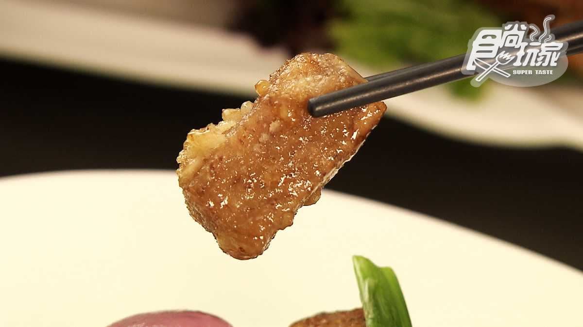 新加坡來的米其林一星好味道 辣椒螃蟹、椒鹽豬手、肉骨茶都是正宗南洋料理