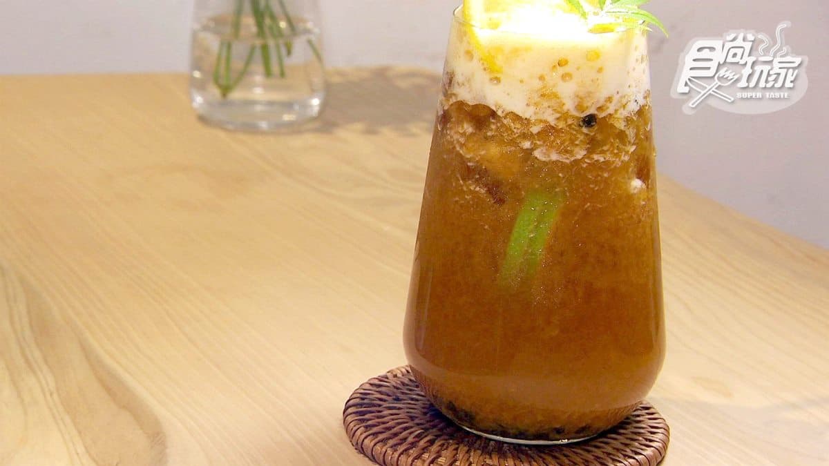 春遊享補助！搭火車玩花蓮7站：藍眼淚湧泉、純白貨櫃星巴克、《龍貓》隧道螢火蟲