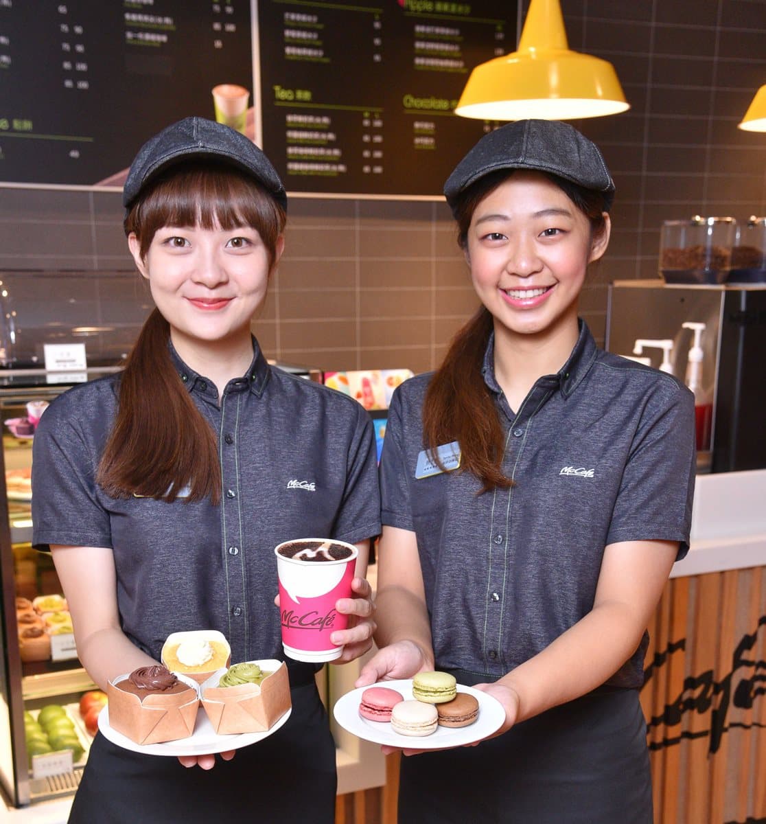 【新開店】太有氣質了吧！麥當勞首家「旗艦餐廳」開幕  數位點餐、送餐到桌→還賣起法國直送馬卡龍