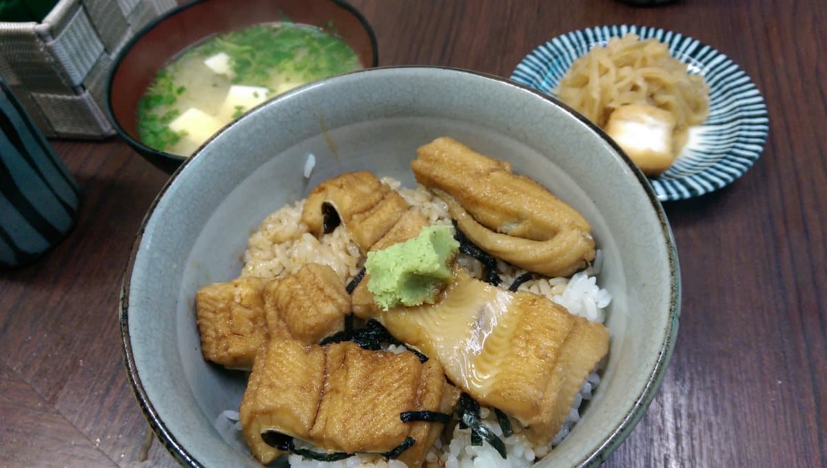 以後吃不到了！美食家點名搶吃築地市場這3家：全世界最棒的早餐店、用料大方天婦羅、日式老咖啡館