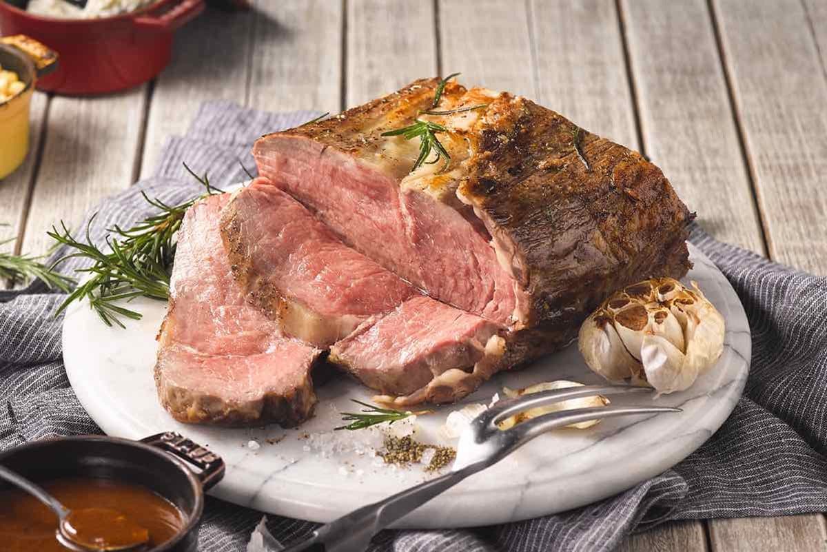 BUFFET拚現點現做！饗食天堂全面升級，「龍膽石斑」、「和牛壽司」入列掀食材大戰