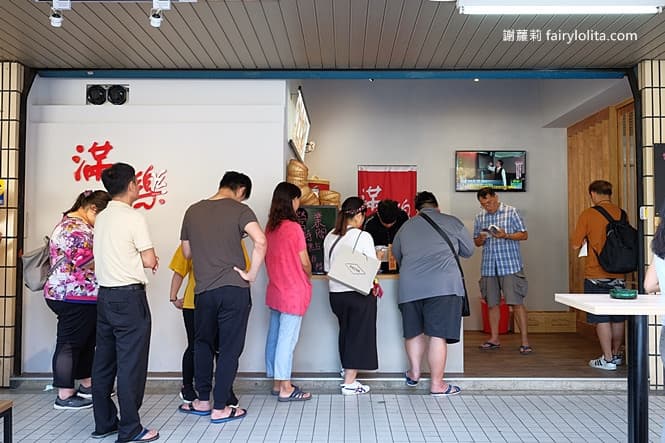 【新開店】芋泥控瘋狂了！又一家超爆餡芋泥「鐵板吐司」，必吃「芋泥乳酪吐司」