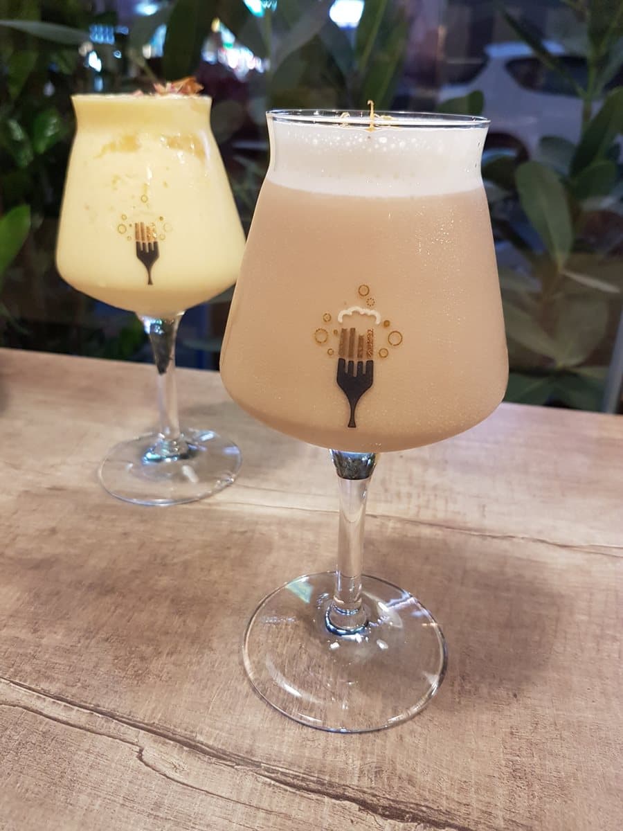 【新開店】超美純白系老屋！宜蘭首家鮮釀啤酒餐廳  「彩虹水果調飲」成亮點