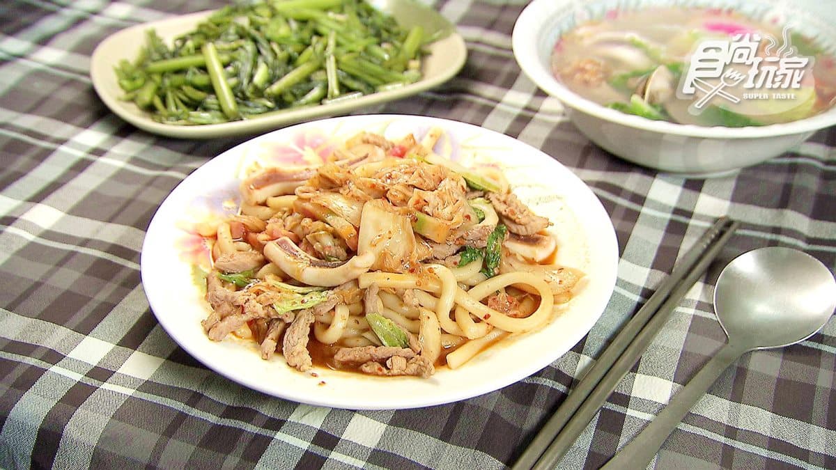 炒飯界F4安格斯牛、烏魚子通通來！台南巷弄裡這一味在地人也大推