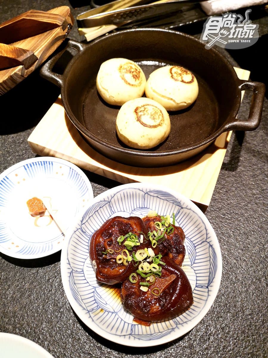 【新開店】最風騷「和牛鍋」! 牛舌海膽、蒸氣肋眼道道桌邊秀吃「殘廢餐」 【新開店】最風騷「和牛鍋」! 牛舌海膽、蒸氣肋眼道道桌邊秀吃「殘廢餐」