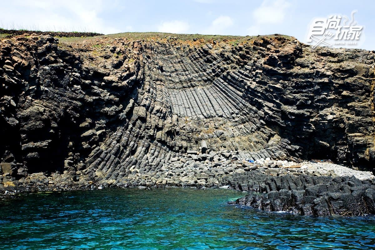 換個方式玩澎湖！勇闖無人島5體驗：活龍灘賞珍禽、「金庫」撈魚、觀百褶裙奇岩