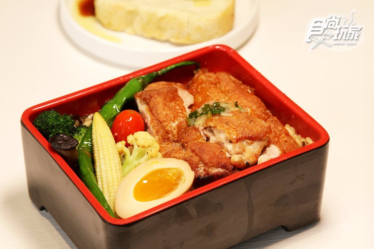 躺在「房裡」看星星吧!草悟道最新旅店最推「星空房」、吃「蚵仔煎披薩」 躺在「房裡」看星星吧!草悟道最新旅店最推「星空房」、吃「蚵仔煎披薩」
