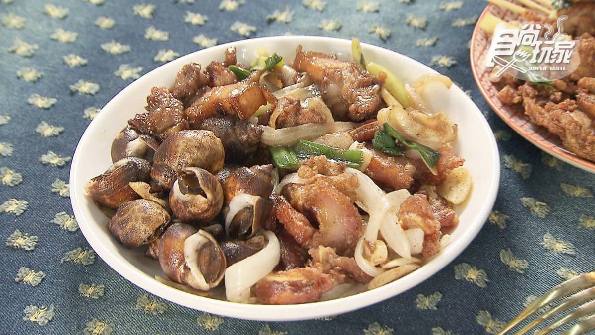 住這家鹽酥雞附近就不用想減肥了!食材竟有螃蟹、鳳螺、青蔥肥腸