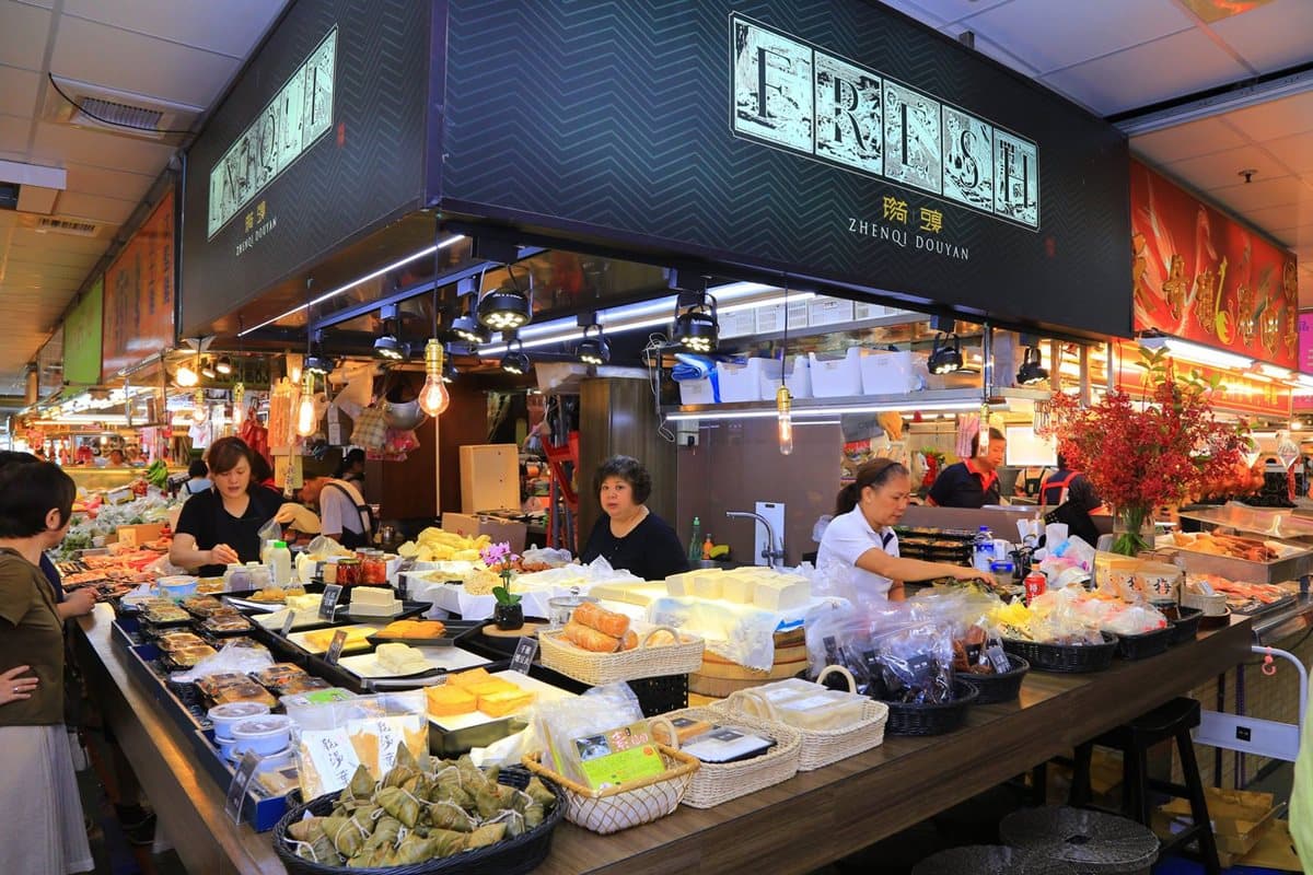你沒想到「菜市場」可以這樣拍?最潮3家「美拍菜市場」穿得美美去買菜 你沒想到「菜市場」可以這樣拍?最潮3家「美拍菜市場」穿得美美去買菜