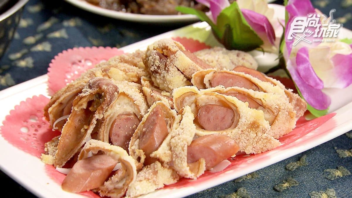 逼死人了！料多實在「蟹膏砂鍋粥」味道超鮮 內行加點煎豬肝、腸中腸