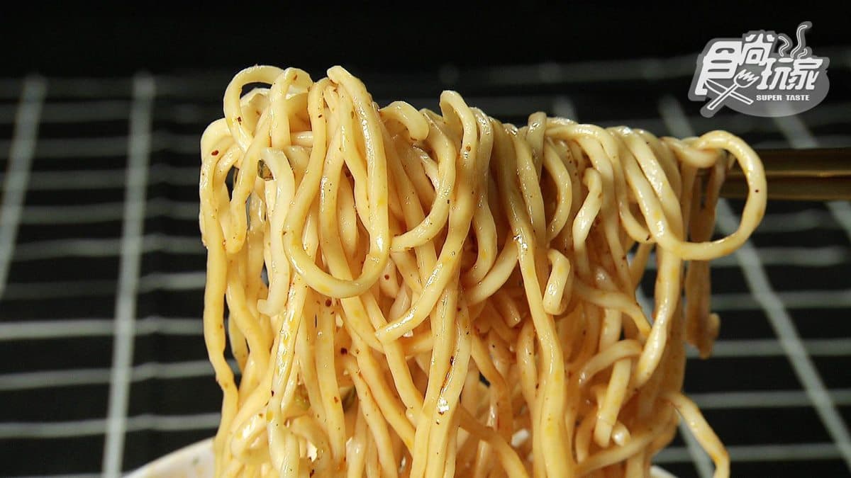 銷魂抄手麵在這！「招牌三合一」有難忘媽媽味