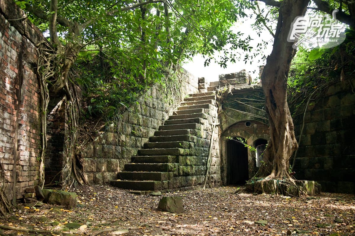 基隆消暑小旅行！泡天然海水池、賞世界最美日出+順遊8亮點：台版威尼斯、青苔水餃