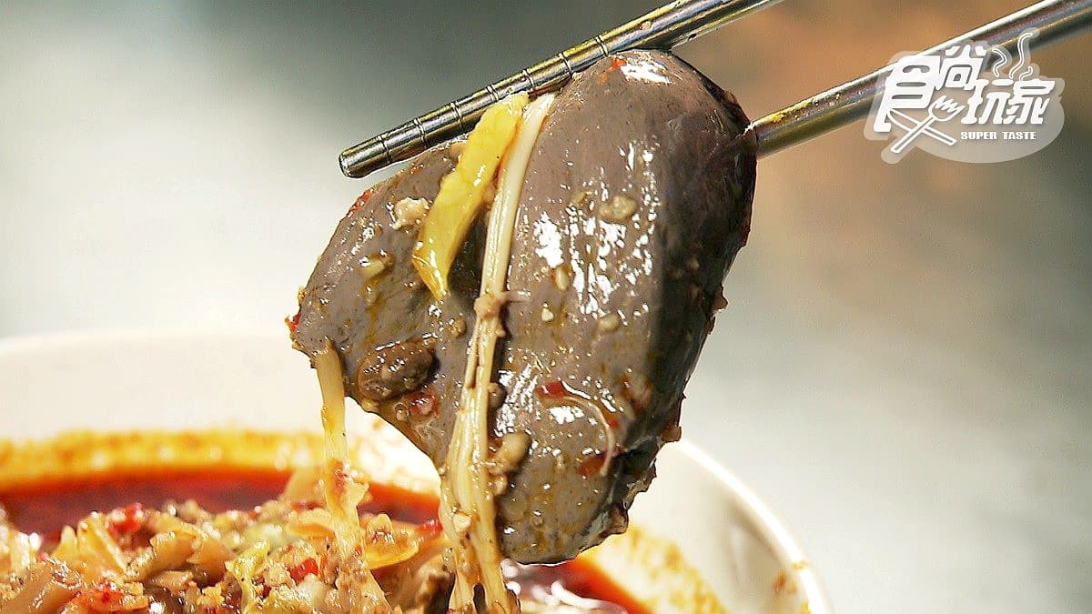 香辣過癮稱霸瑞豐夜市 必吃臭豆腐就是這一家！