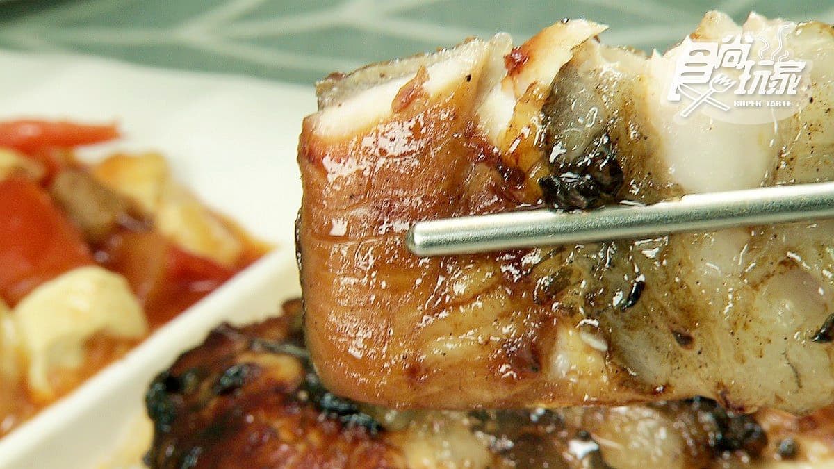高雄人就愛這味！飄香30年的炭烤燒肉飯 「燒虱目魚肚」更銷魂