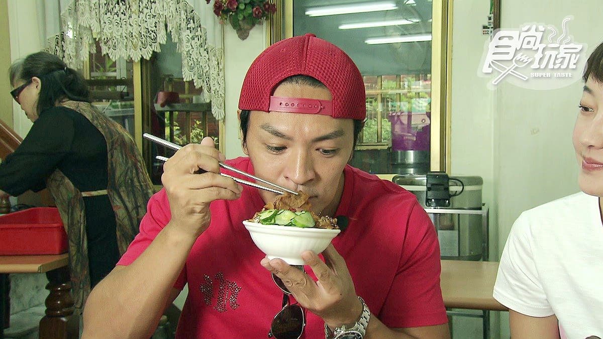 高雄人就愛這味！飄香30年的炭烤燒肉飯 「燒虱目魚肚」更銷魂